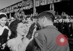 Standbild GIs zurück Seattle Washington USA, 1951, aus Sekunde 50 historischem Filmmaterial Videoclip 65675045394