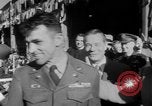 Standbild GIs zurück Seattle Washington USA, 1951, aus Sekunde 59 historischem Filmmaterial Videoclip 65675045394