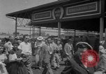 Standbild zählen Rasen gewinnen das Kentucky Derby Kentucky United States USA, 1951, aus Sekunde 7 historischem Filmmaterial Videoclip 65675045396