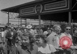 Standbild zählen Rasen gewinnen das Kentucky Derby Kentucky United States USA, 1951, aus Sekunde 10 historischem Filmmaterial Videoclip 65675045396