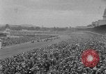 Standbild zählen Rasen gewinnen das Kentucky Derby Kentucky United States USA, 1951, aus Sekunde 53 historischem Filmmaterial Videoclip 65675045396