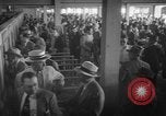 Standbild zählen Rasen gewinnen das Kentucky Derby Kentucky United States USA, 1951, aus Sekunde 59 historischem Filmmaterial Videoclip 65675045396