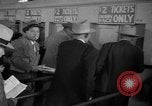 Standbild zählen Rasen gewinnen das Kentucky Derby Kentucky United States USA, 1951, aus Sekunde 61 historischem Filmmaterial Videoclip 65675045396