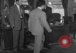 Immagine di seconda guerra mondiale mutilati con protesi Washington DC USA, 1951, secondo 13 filmato di repertorio 65675045400