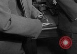 Immagine di seconda guerra mondiale mutilati con protesi Washington DC USA, 1951, secondo 29 filmato di repertorio 65675045400