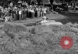 Immagine di Corsa in auto Bridgehampton Long Island, 1951, secondo 59 filmato di repertorio 65675045403