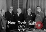 Standbild Look Magazine Motion Picture Pioneer Award 1952 New York City USA, 1952, aus Sekunde 1 historischem Filmmaterial Videoclip 65675045407