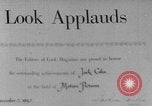 Standbild Look Magazine Motion Picture Pioneer Award 1952 New York City USA, 1952, aus Sekunde 12 historischem Filmmaterial Videoclip 65675045407
