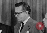 Standbild Look Magazine Motion Picture Pioneer Award 1952 New York City USA, 1952, aus Sekunde 17 historischem Filmmaterial Videoclip 65675045407