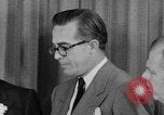 Standbild Look Magazine Motion Picture Pioneer Award 1952 New York City USA, 1952, aus Sekunde 23 historischem Filmmaterial Videoclip 65675045407
