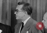 Standbild Look Magazine Motion Picture Pioneer Award 1952 New York City USA, 1952, aus Sekunde 24 historischem Filmmaterial Videoclip 65675045407