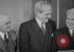 Standbild Look Magazine Motion Picture Pioneer Award 1952 New York City USA, 1952, aus Sekunde 61 historischem Filmmaterial Videoclip 65675045407