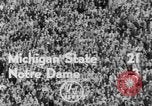 Standbild Fußballspiel United States USA, 1952, aus Sekunde 6 historischem Filmmaterial Videoclip 65675045409