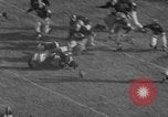 Standbild Fußballspiel United States USA, 1952, aus Sekunde 14 historischem Filmmaterial Videoclip 65675045409