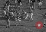 Standbild Fußballspiel United States USA, 1952, aus Sekunde 16 historischem Filmmaterial Videoclip 65675045409