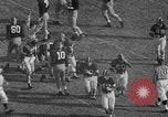 Standbild Fußballspiel United States USA, 1952, aus Sekunde 18 historischem Filmmaterial Videoclip 65675045409