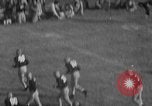 Standbild Fußballspiel United States USA, 1952, aus Sekunde 19 historischem Filmmaterial Videoclip 65675045409