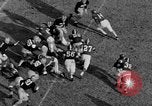 Standbild Fußballspiel United States USA, 1952, aus Sekunde 36 historischem Filmmaterial Videoclip 65675045409