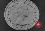 Standbild Queen Elizabeth Vereinigtes Königreich, 1952, aus Sekunde 26 historischem Filmmaterial Videoclip 65675045415