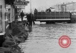 Standbild Zerstörung durch Hochwasser United States USA, 1952, aus Sekunde 16 historischem Filmmaterial Videoclip 65675045439