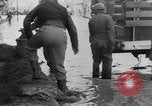 Standbild Zerstörung durch Hochwasser United States USA, 1952, aus Sekunde 24 historischem Filmmaterial Videoclip 65675045439