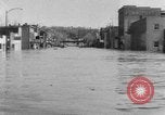 Standbild Zerstörung durch Hochwasser United States USA, 1952, aus Sekunde 39 historischem Filmmaterial Videoclip 65675045439