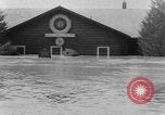 Standbild Zerstörung durch Hochwasser United States USA, 1952, aus Sekunde 57 historischem Filmmaterial Videoclip 65675045439