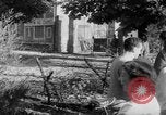 Standbild Yugoslavians Triest Italien, 1953, aus Sekunde 28 historischem Filmmaterial Videoclip 65675045443