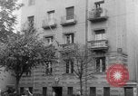 Standbild Yugoslavians Triest Italien, 1953, aus Sekunde 51 historischem Filmmaterial Videoclip 65675045443