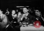 Standbild Pariser Modelle Paris Frankreich, 1953, aus Sekunde 28 historischem Filmmaterial Videoclip 65675045450