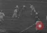 Standbild Tacoma Muskel Bowl Football Spiel Washington State United States USA, 1953, aus Sekunde 58 historischem Filmmaterial Videoclip 65675045451