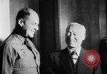 Standbild General Matthew Ridgway kommentiert Korea, 1953, aus Sekunde 25 historischem Filmmaterial Videoclip 65675045452