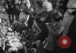 Standbild Jungfrau Maria Philadelphia Pennsylvania USA, 1953, aus Sekunde 23 historischem Filmmaterial Videoclip 65675045456