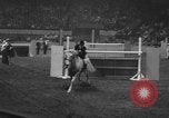 Image National Horse Show New York United States USA, 1953, de la seconde 23 séquences d'archives historiques vidéo 65675045459