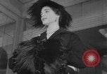 Immagine di Modelli Canada, 1954, secondo 22 filmato di repertorio 65675045466