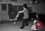 Immagine di Mike Kirby Chicago Illinois USA, 1954, secondo 58 filmato di repertorio 65675045467