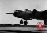 Immagine di Attacco antiaerea Dien Bien Phu Vietnam, 1954, secondo 30 filmato di repertorio 65675045468