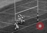 Standbild Chicago Kardinäle vs Cleveland Browns Football Game Chicago Illinois USA, 1958, aus Sekunde 16 historischem Filmmaterial Videoclip 65675045478