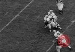 Standbild Chicago Kardinäle vs Cleveland Browns Football Game Chicago Illinois USA, 1958, aus Sekunde 46 historischem Filmmaterial Videoclip 65675045478