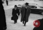 Standbild Außenminister Paris Frankreich, 1958, aus Sekunde 16 historischem Filmmaterial Videoclip 65675045479