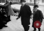 Standbild Außenminister Paris Frankreich, 1958, aus Sekunde 25 historischem Filmmaterial Videoclip 65675045479