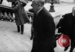 Standbild Außenminister Paris Frankreich, 1958, aus Sekunde 30 historischem Filmmaterial Videoclip 65675045479