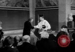 Standbild Vater Georges Pire Oslo Norwegen, 1958, aus Sekunde 47 historischem Filmmaterial Videoclip 65675045480