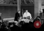 Standbild Vater Georges Pire Oslo Norwegen, 1958, aus Sekunde 49 historischem Filmmaterial Videoclip 65675045480
