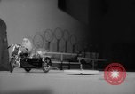 Standbild Sittich Circus Holland Niederlande, 1958, aus Sekunde 18 historischem Filmmaterial Videoclip 65675045481