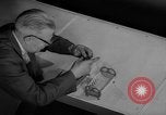 Standbild Sittich Circus Holland Niederlande, 1958, aus Sekunde 50 historischem Filmmaterial Videoclip 65675045481