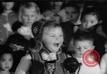 Standbild amerikanische Kinder Washington DC USA, 1958, aus Sekunde 14 historischem Filmmaterial Videoclip 65675045483