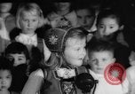 Standbild amerikanische Kinder Washington DC USA, 1958, aus Sekunde 15 historischem Filmmaterial Videoclip 65675045483