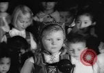 Standbild amerikanische Kinder Washington DC USA, 1958, aus Sekunde 18 historischem Filmmaterial Videoclip 65675045483