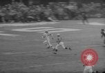 Standbild Fußballspiel New York United States USA, 1958, aus Sekunde 16 historischem Filmmaterial Videoclip 65675045484